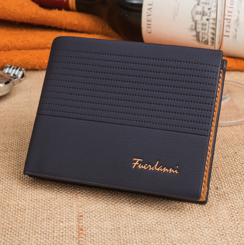 Slim Leather Bifold Wallet – Classic Everyday Essential