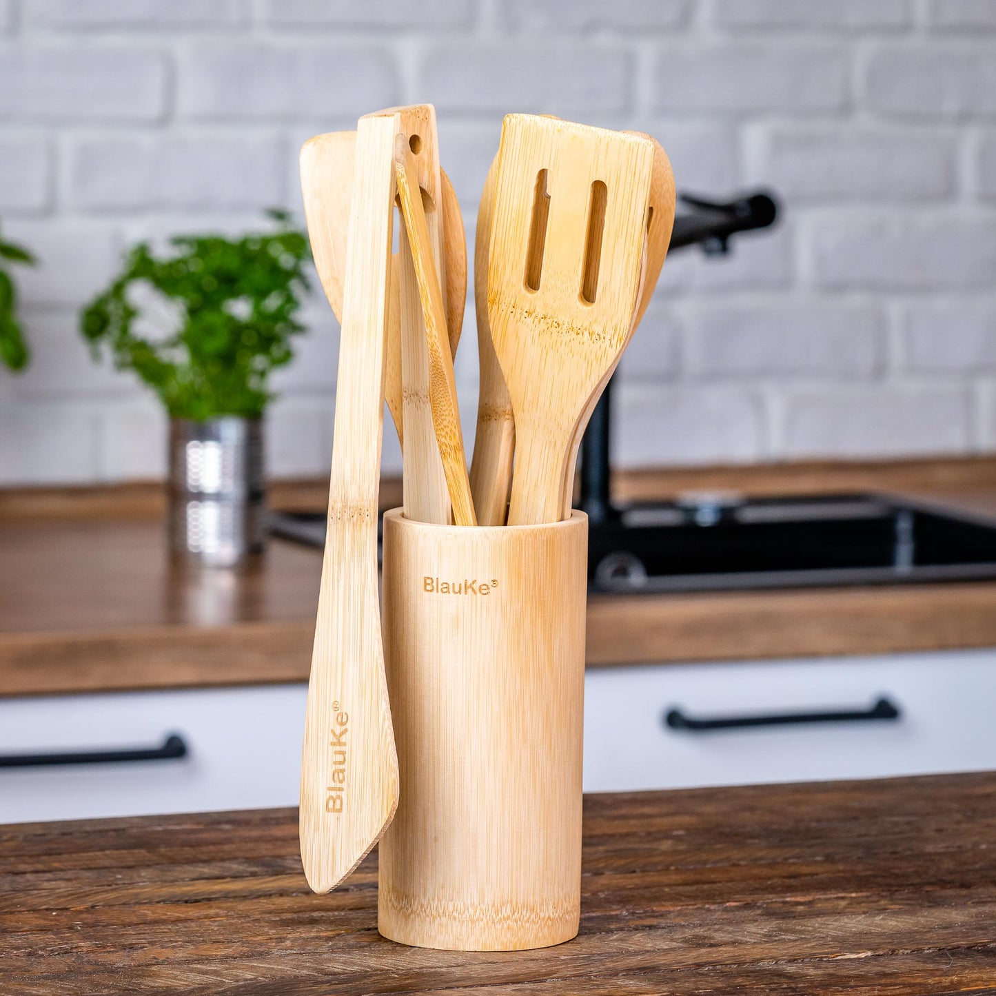 8-Piece Bamboo Kitchen Utensils Set with Holder